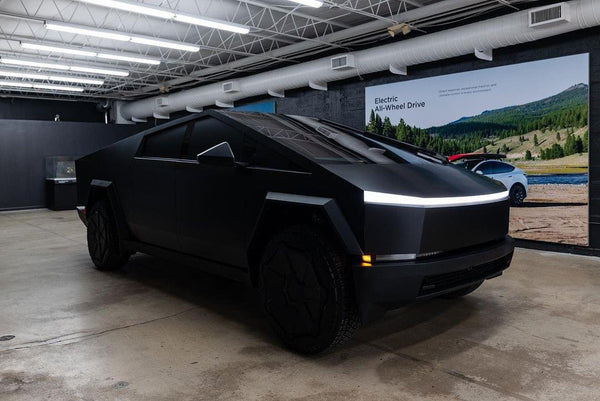 Black Tesla Cybertruck Vinyl Wraps: Matte vs Satin vs Glossy Black