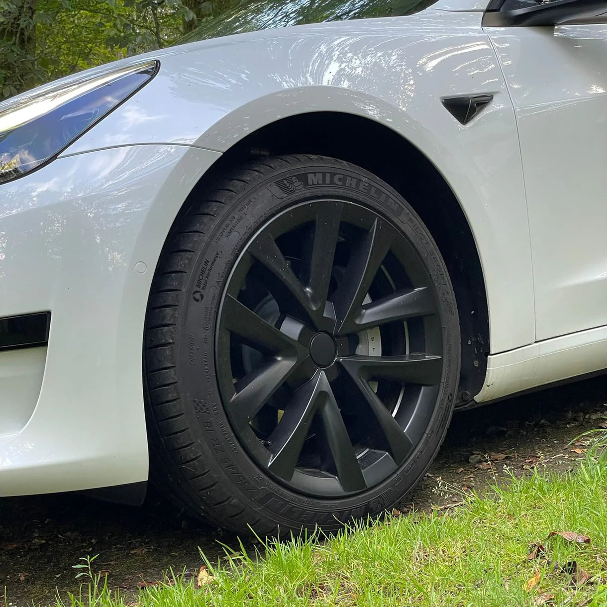 Tesla Model 3 Black (18-in) Arachnid Style Wheel Cover Set