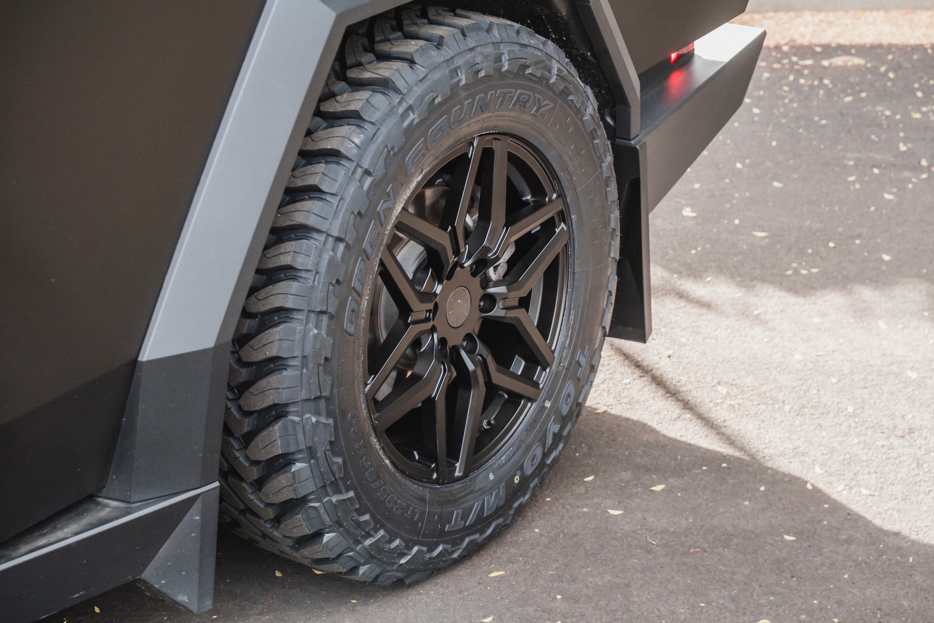 Tesla Cybertruck TrailFORGE Star01 Forged Wheels