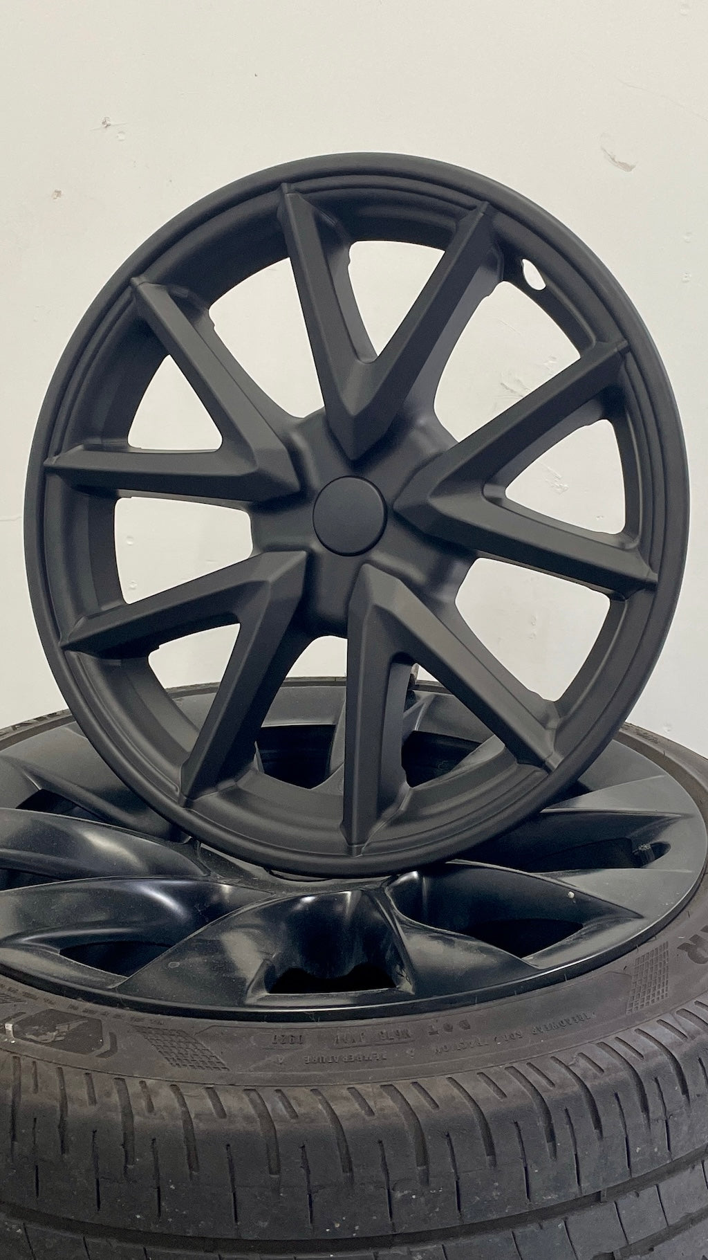 Tesla Model 3 Black (18-in) Arachnid Style Wheel Cover Set