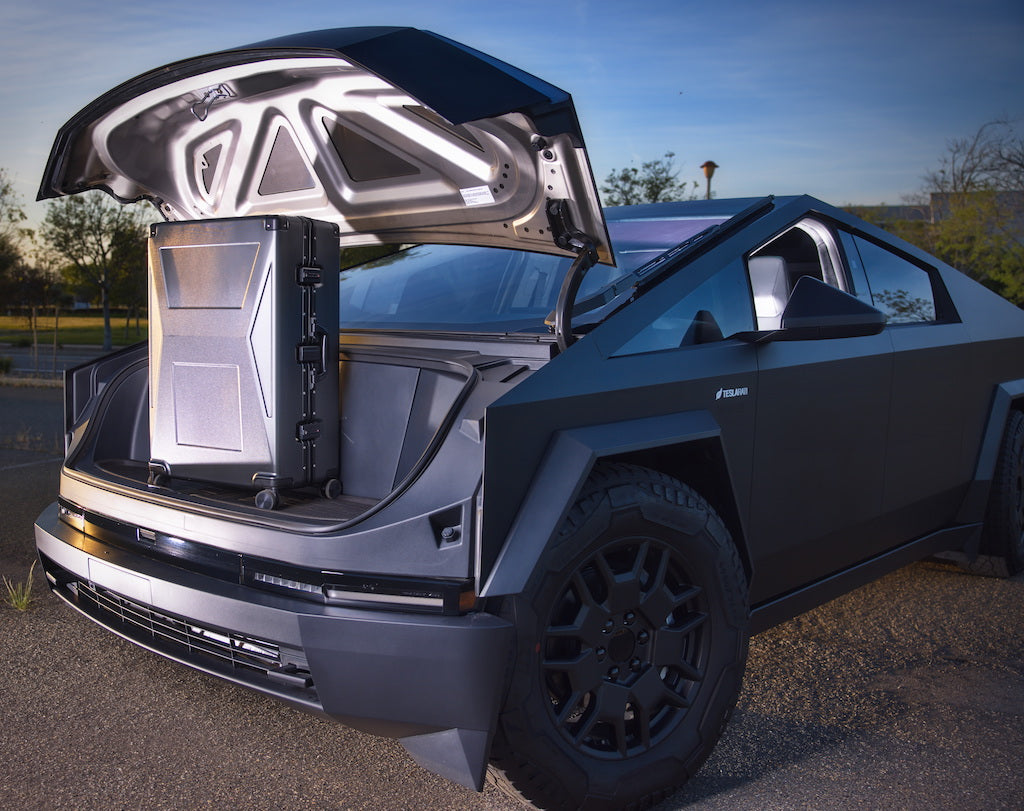 Cyber Suitcase: Tesla Cybertruck-inspired (USB, Large Capacity, Checked Bag)