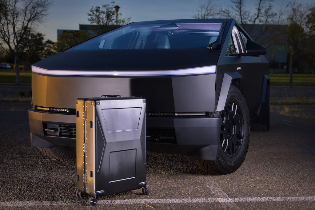 Cyber Suitcase: Tesla Cybertruck-inspired (USB, Large Capacity, Checked Bag)