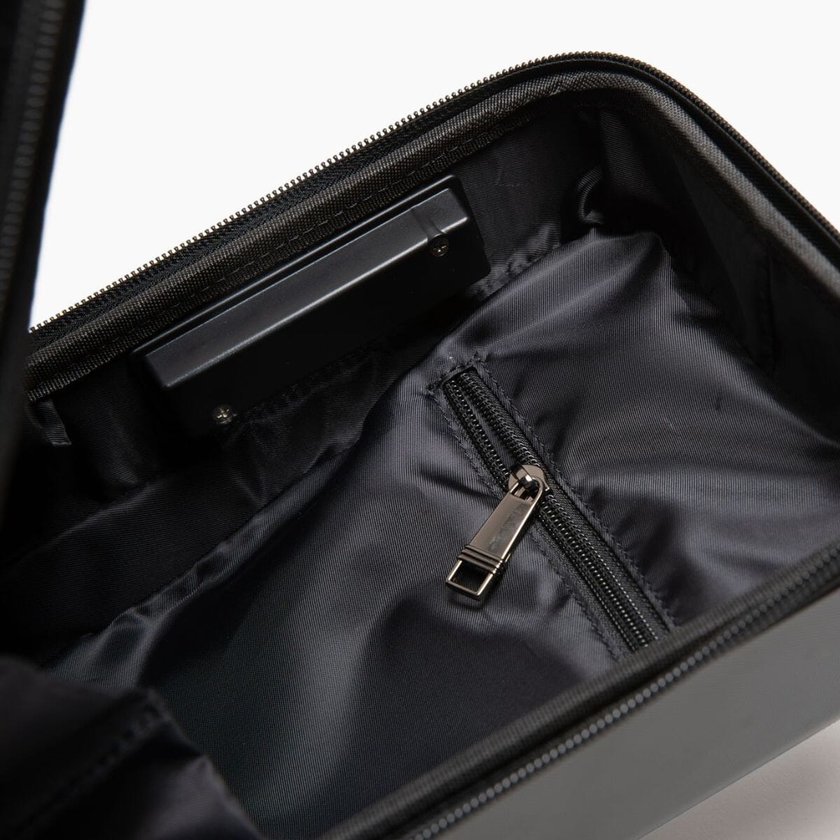 Tesla Cybertruck-inspired Cyber Sling Messenger Bag (USB, TSA Lock, Anti-theft)