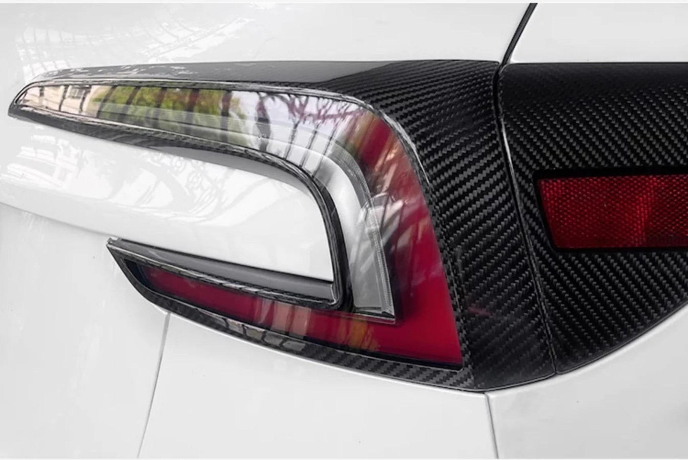 Tesla Model 3 Highland Dry Carbon Tail Light Bezel