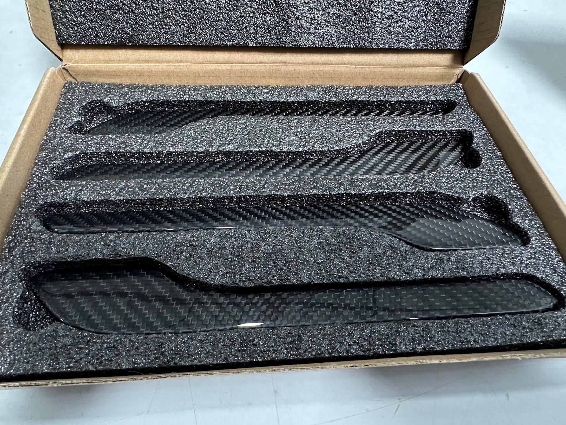 Tesla Model Y & 3 Real Carbon Fiber Door Handle Covers (Full set)