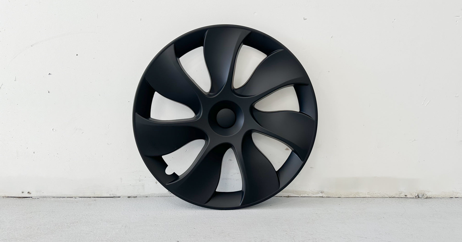 Tesla Model Y Aero Whirlwind Wheel Cover Set