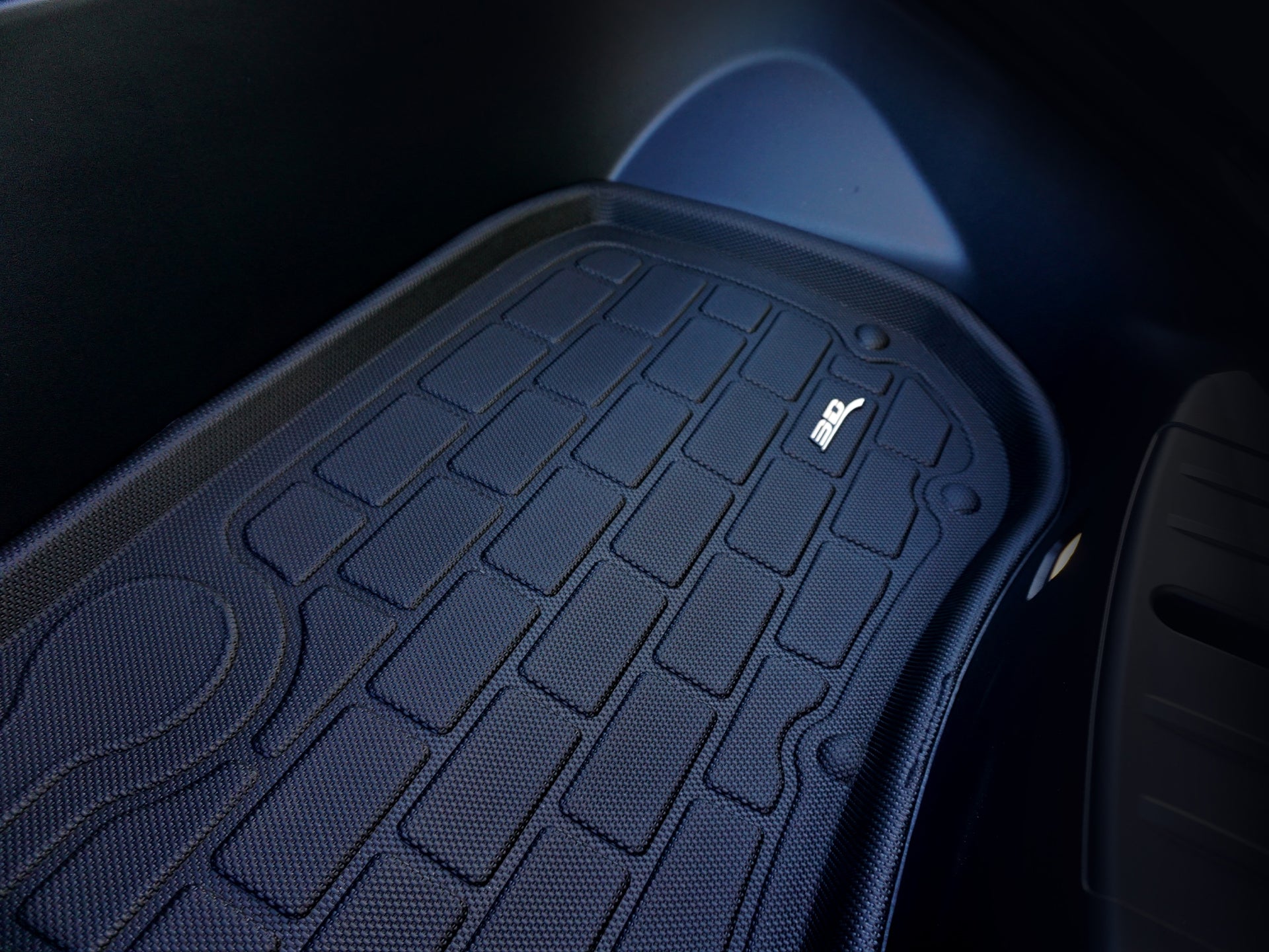 3D MAXpider Tesla Model 3 frunk cargo liner