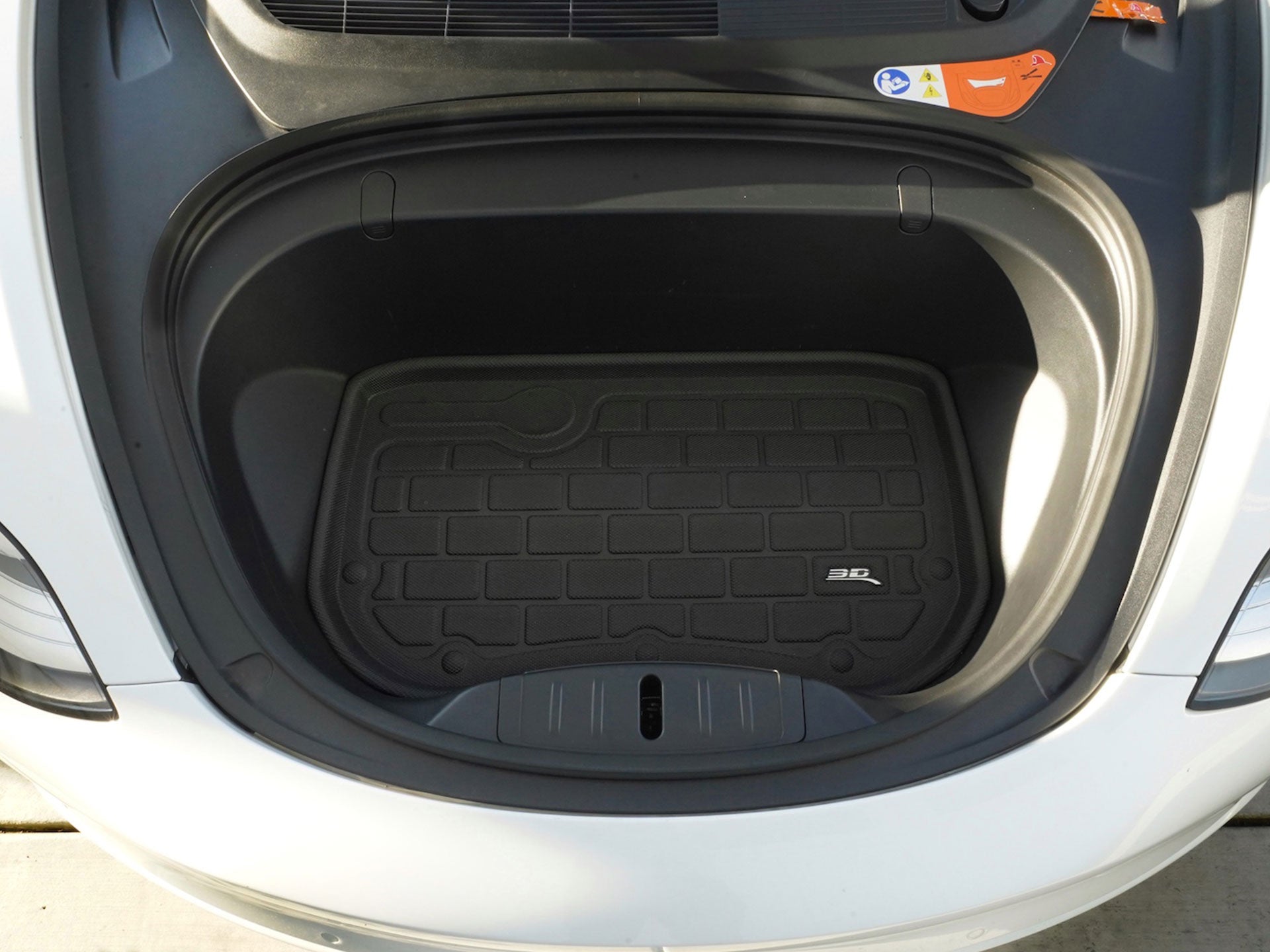 3D MAXpider Tesla Model 3 front trunk cargo liner