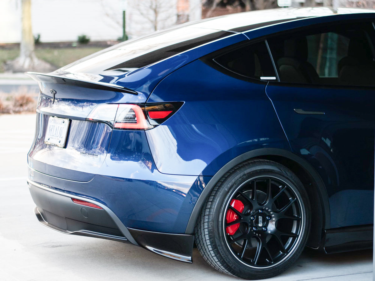 Tesla Model Y Carbon Fiber Side Skirt Extension