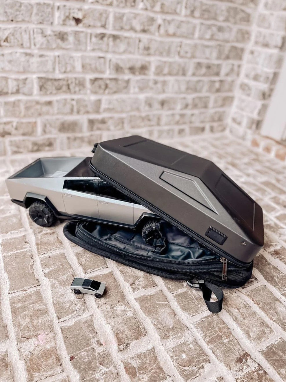 Cyberpack Anti-theft Laptop Backpack (Tesla Cybertruck Inspired)