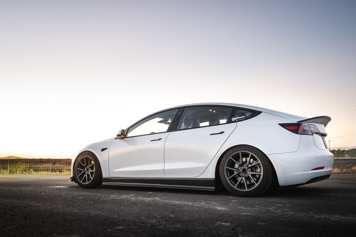 Tesla Model 3 Carbon Fiber Side Skirts