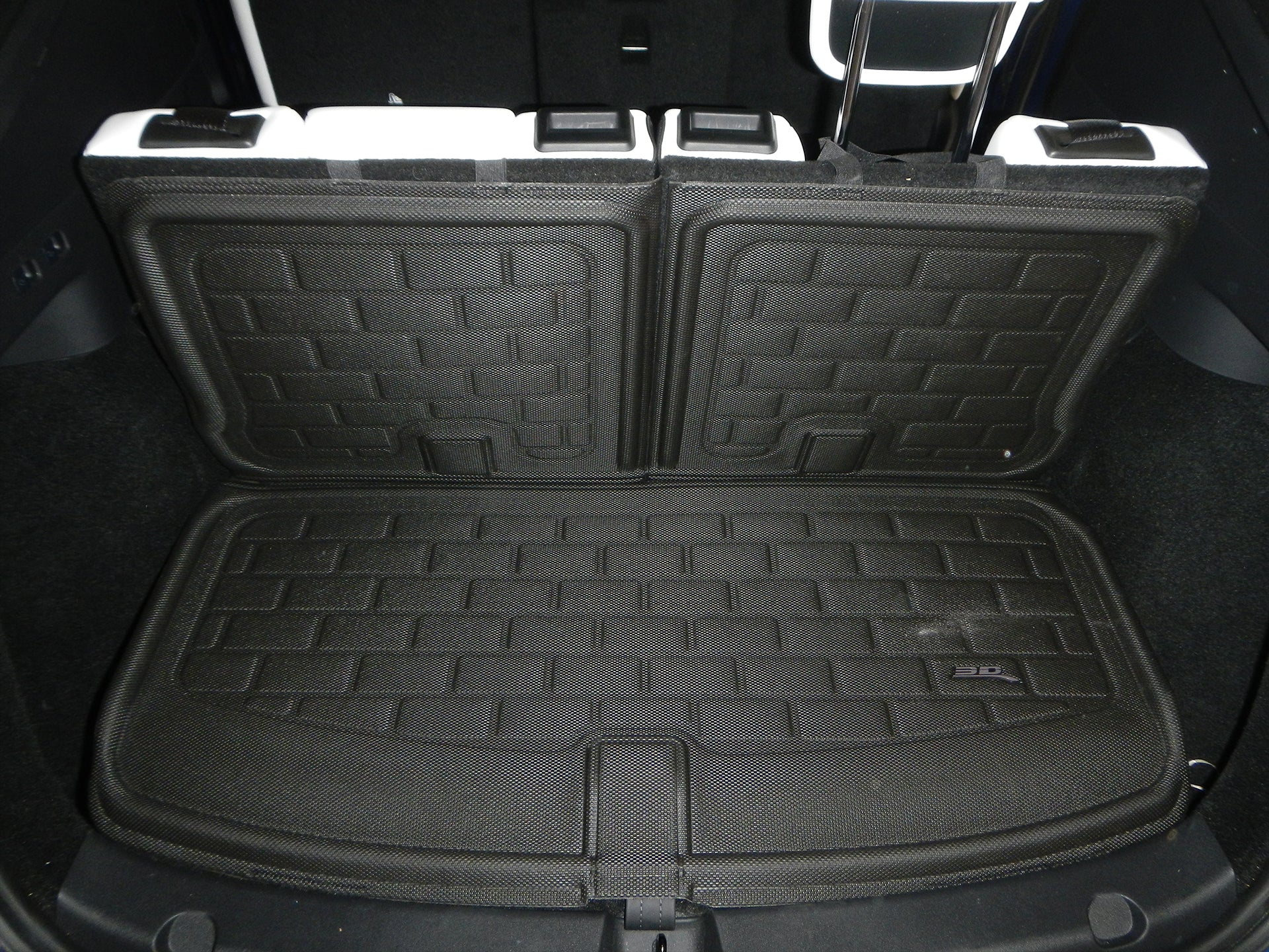 Tesla Model Y All-Weather 3D MAXpider Floor Mats and Liners