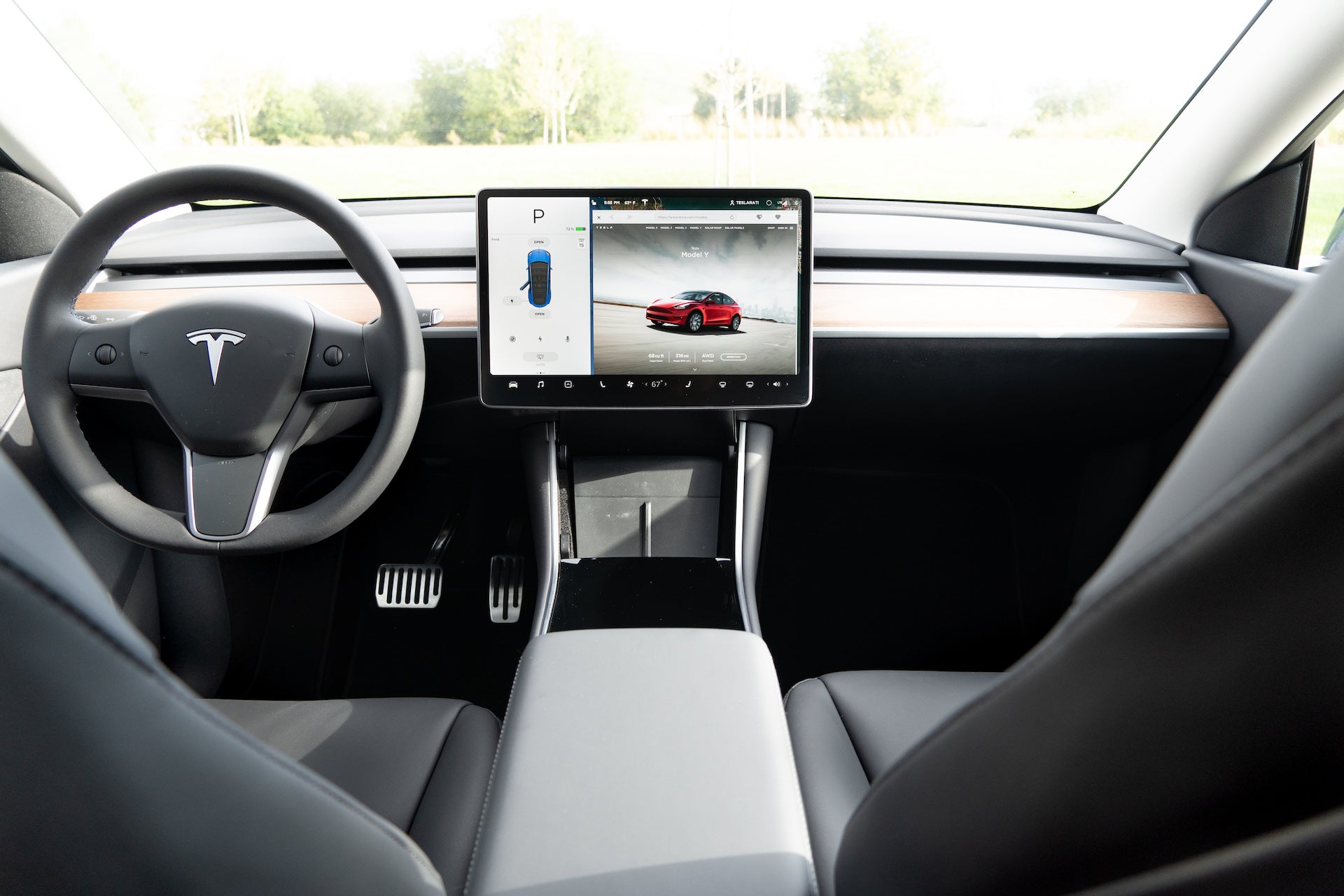 Tesla Model 3 Tempered Glass (9H) Anti-Scratch Screen Protector