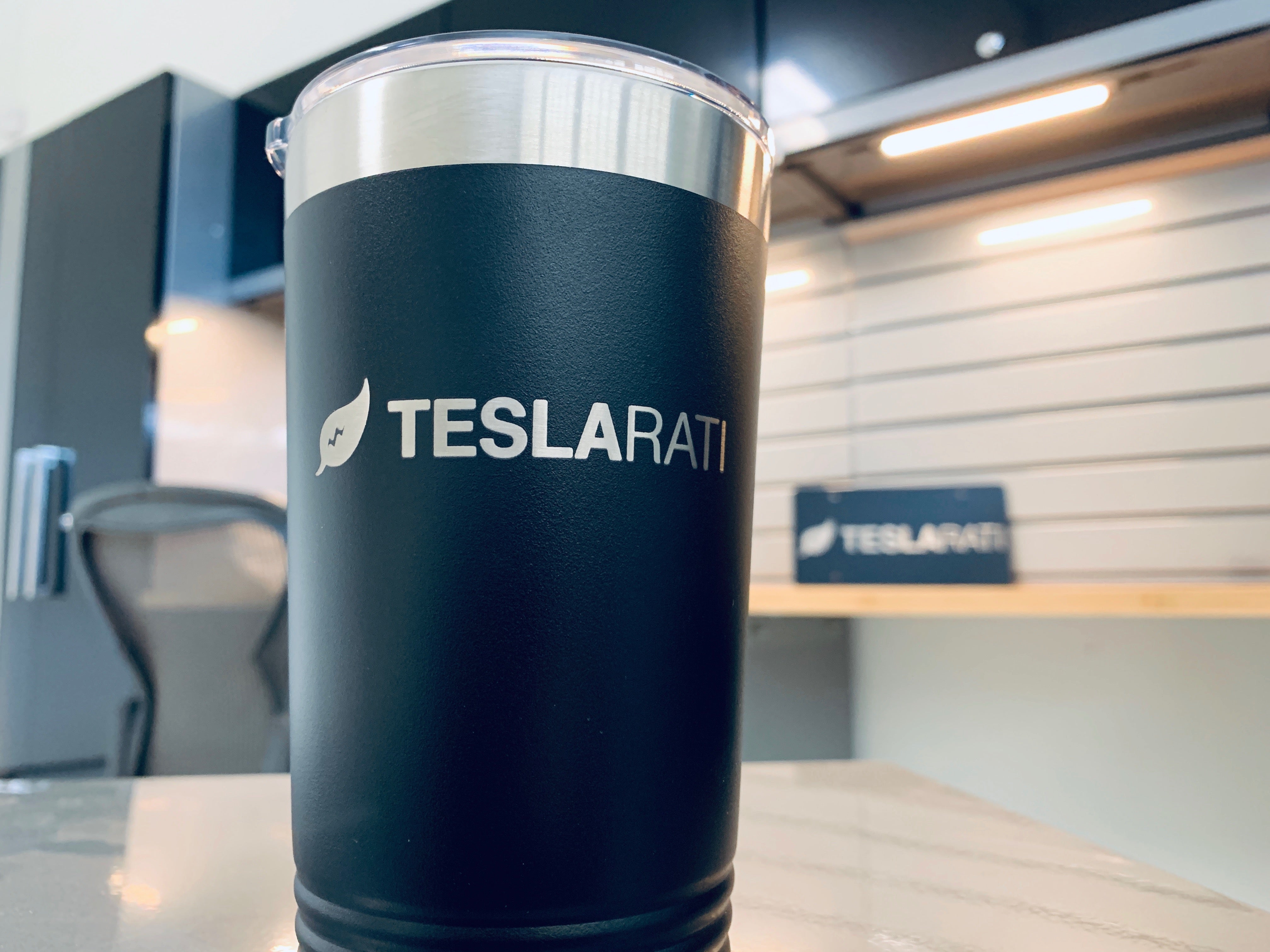 TESLARATI Stainless Steel Tumbler with Slider Lid (16 oz.)