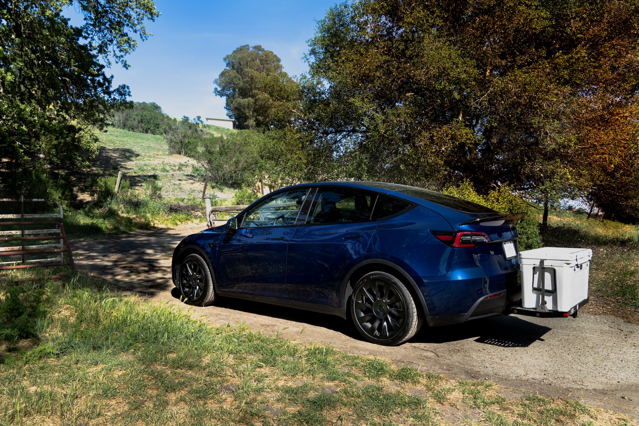 Tesla Model Y Tow Hitch (Invisible EcoHitch Design)