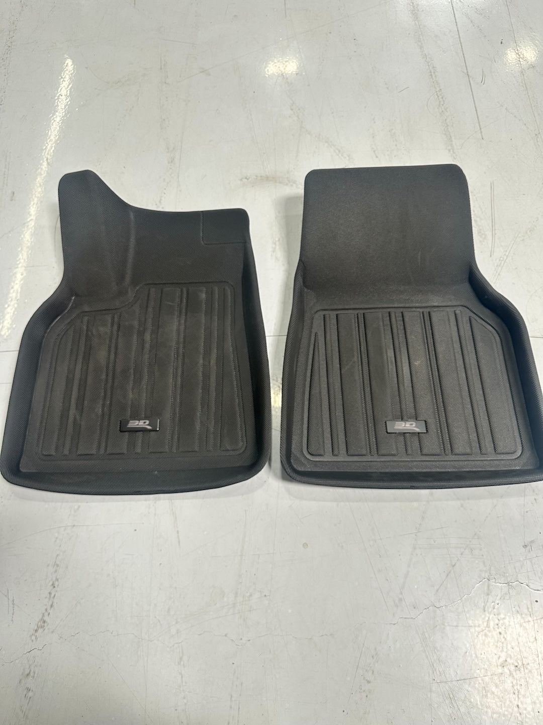 Final Sale: Tesla Model Y Juniper 3D MAXpider Floor Mat Row 1 ( ELITECTL: Driver + Passenger )