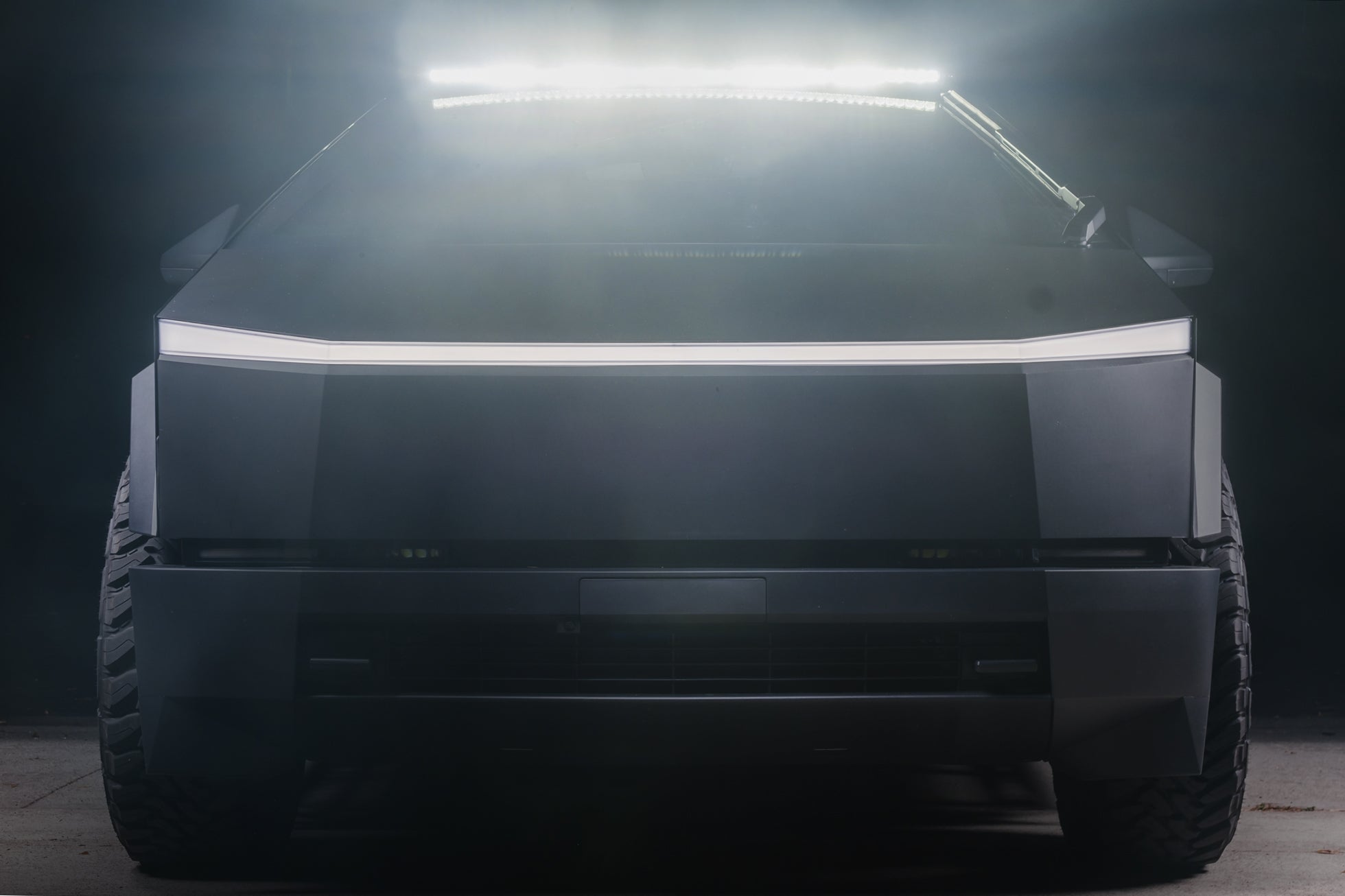 Tesla Cybertruck Roof LED Lightbar (Off-road)