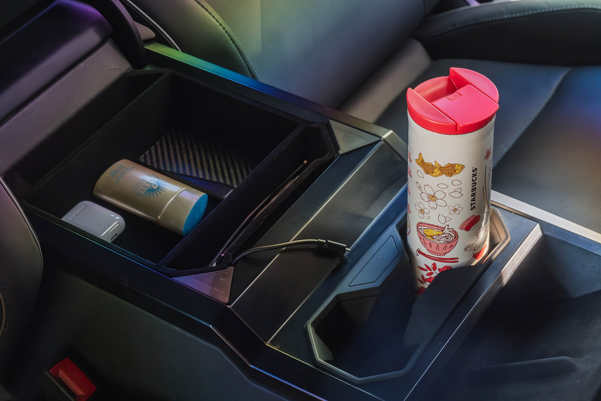 Tesla Cybertruck Cup Holder Insert