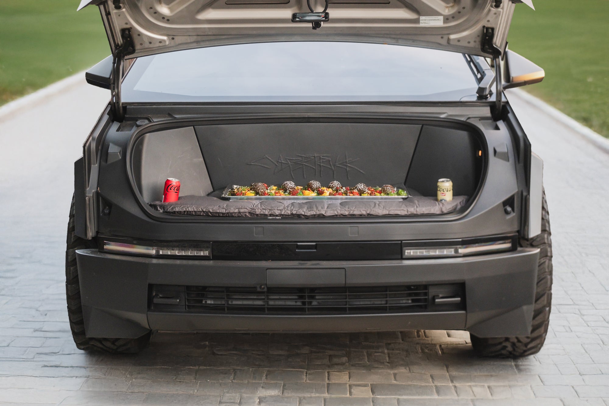 Tesla Cybertruck Frunk Seat Cushion (with Cup Holders)