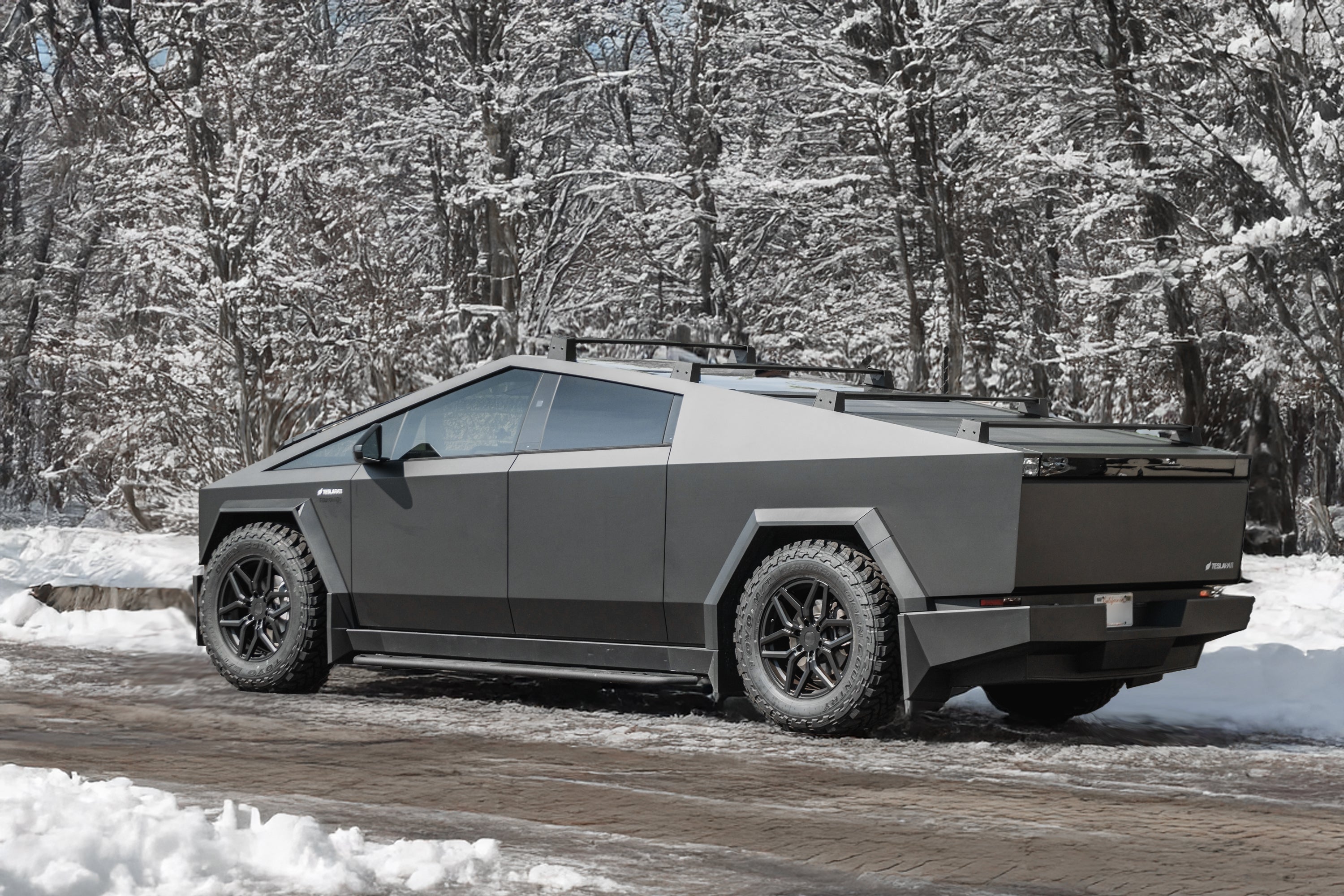 Tesla Cybertruck Crossbars Roof Rack