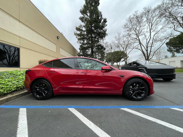 Tesla Model 3 Gloss Black (18-in)  Blade Style Wheel Cover Set