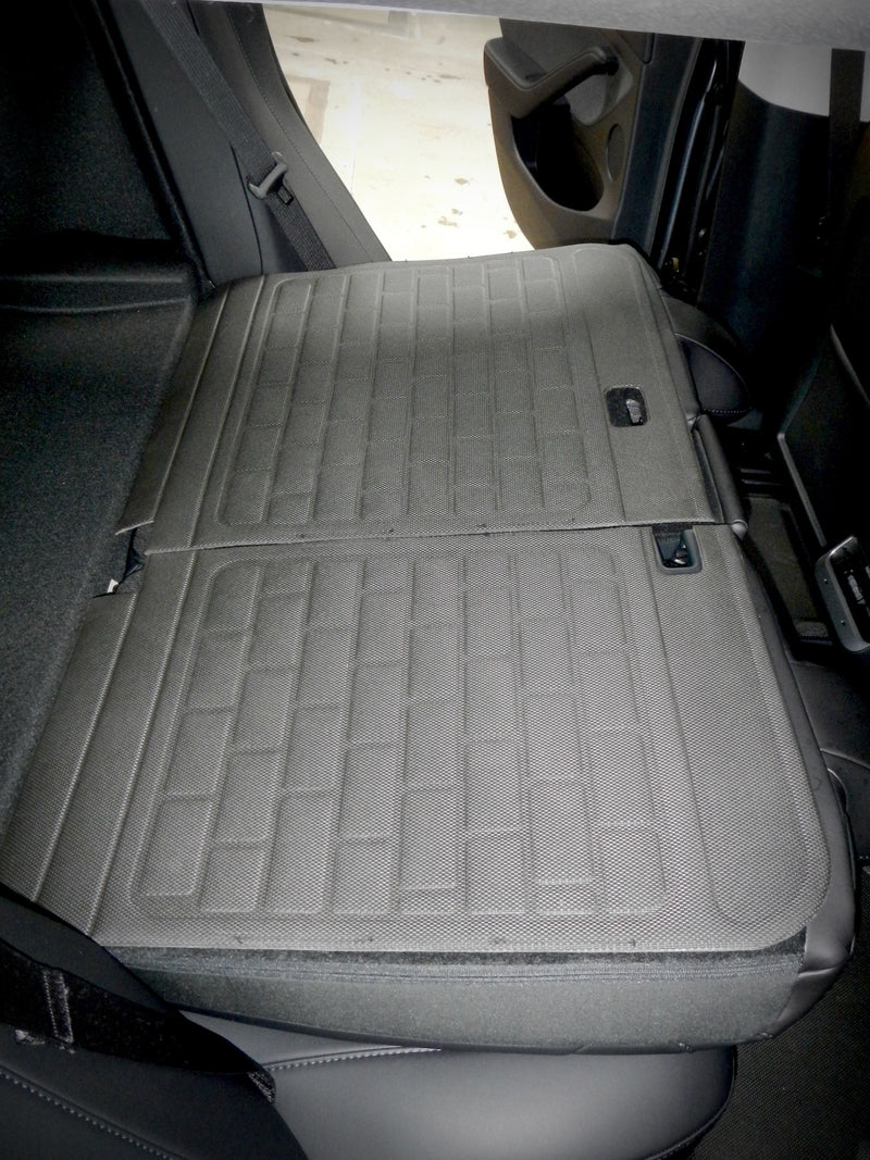 Tesla Model 3 Floor Mats and Liners by 3D MAXpider
