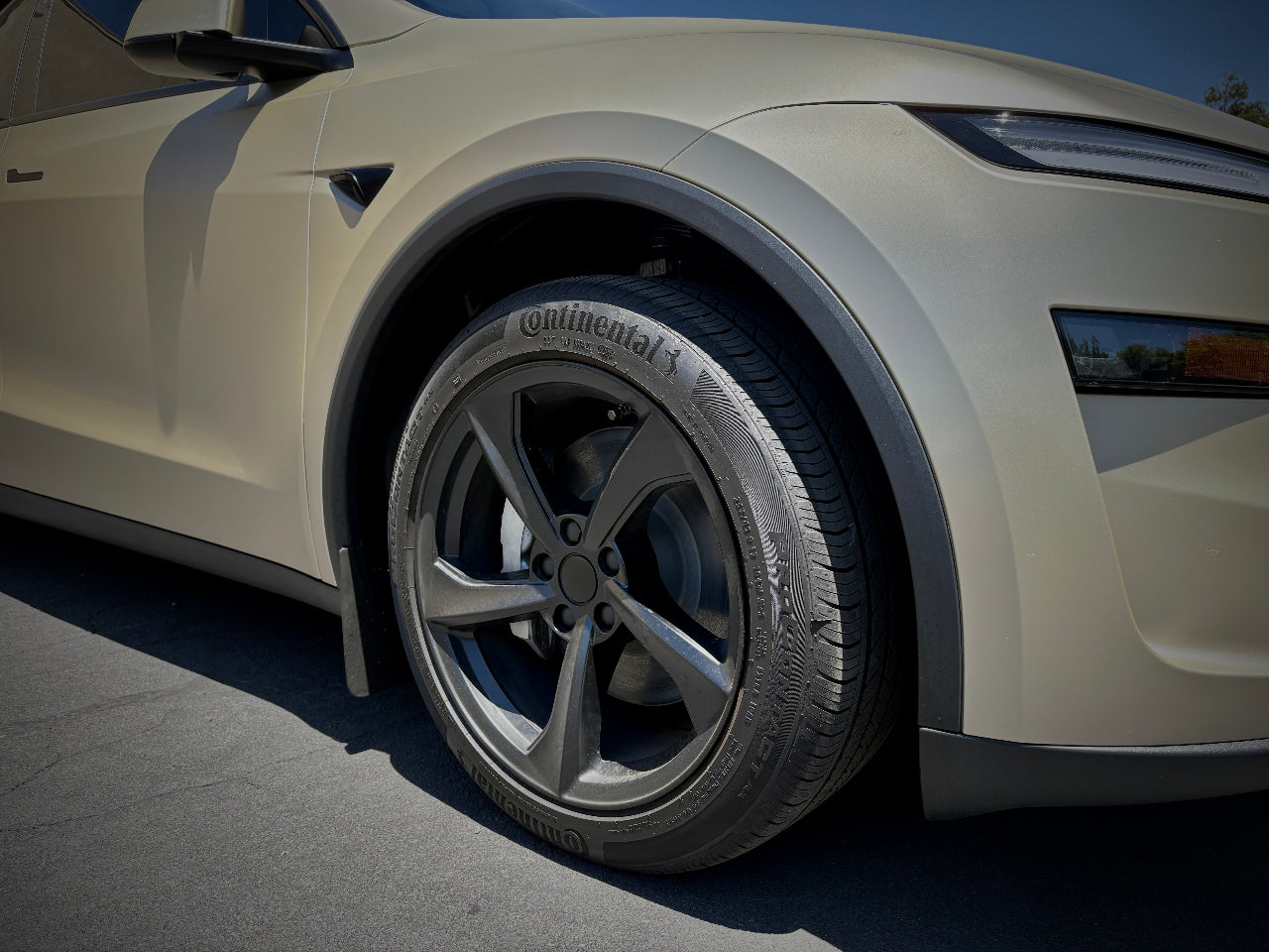 Tesla Model Y Juniper Black Out OEM Wheels Kit