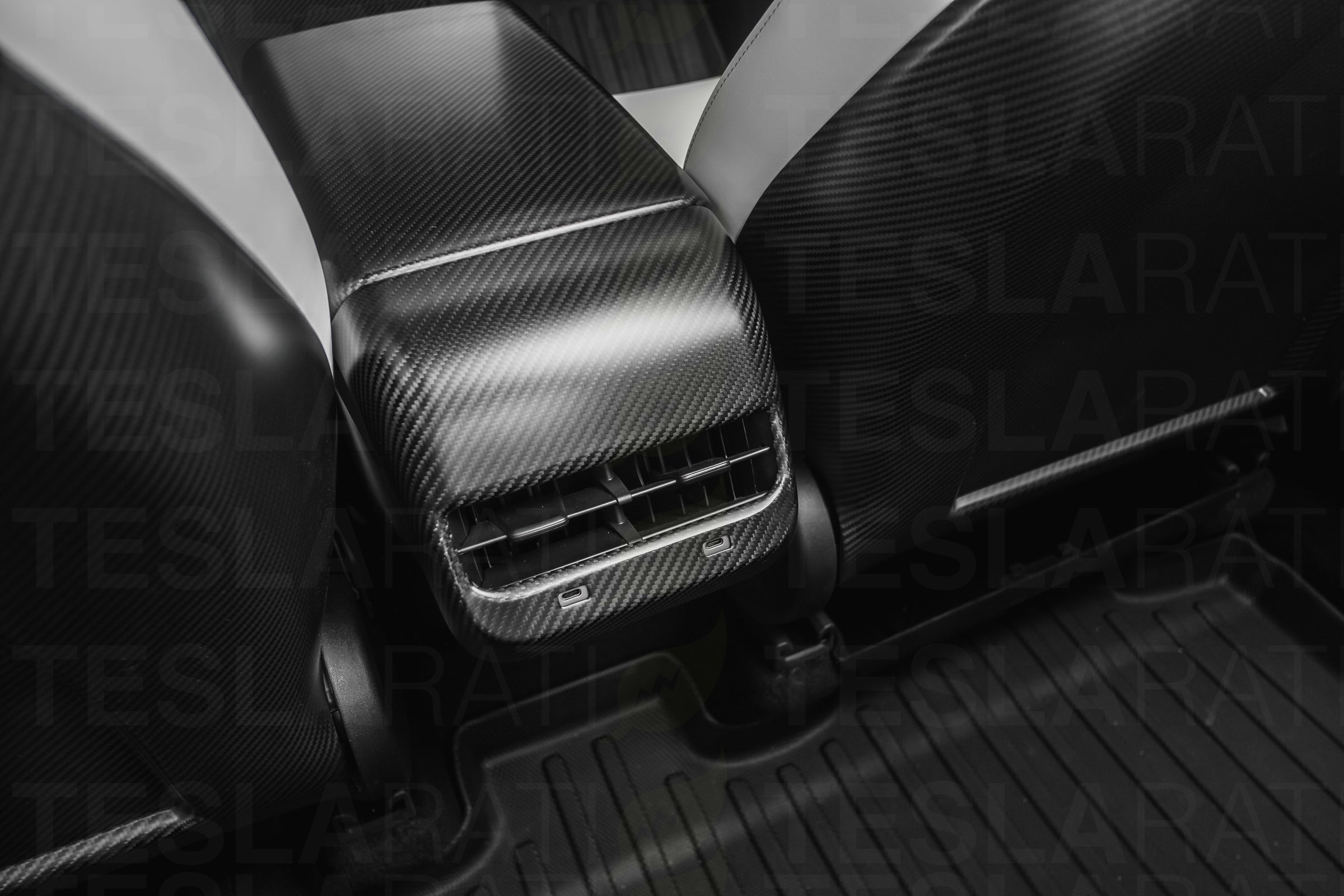 Tesla Model 3 & Y Genuine Carbon Fiber Rear Air Vent Cover