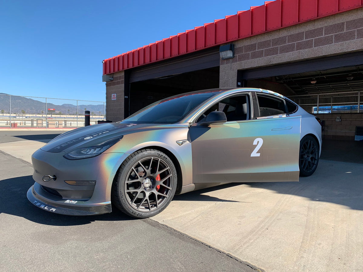 Lightweight Titanium Lug Nuts for your Tesla